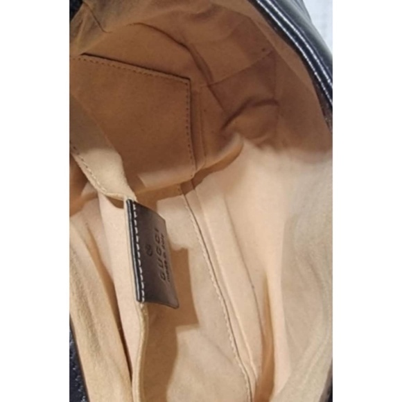 Authentic Gucci GG Marmont Medium Matelassé Shoulder Bag - Picture 14 of 14